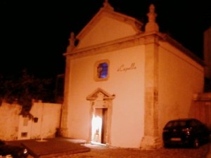 Vieja iglesia ahora dedicada al Fado de Coimbra